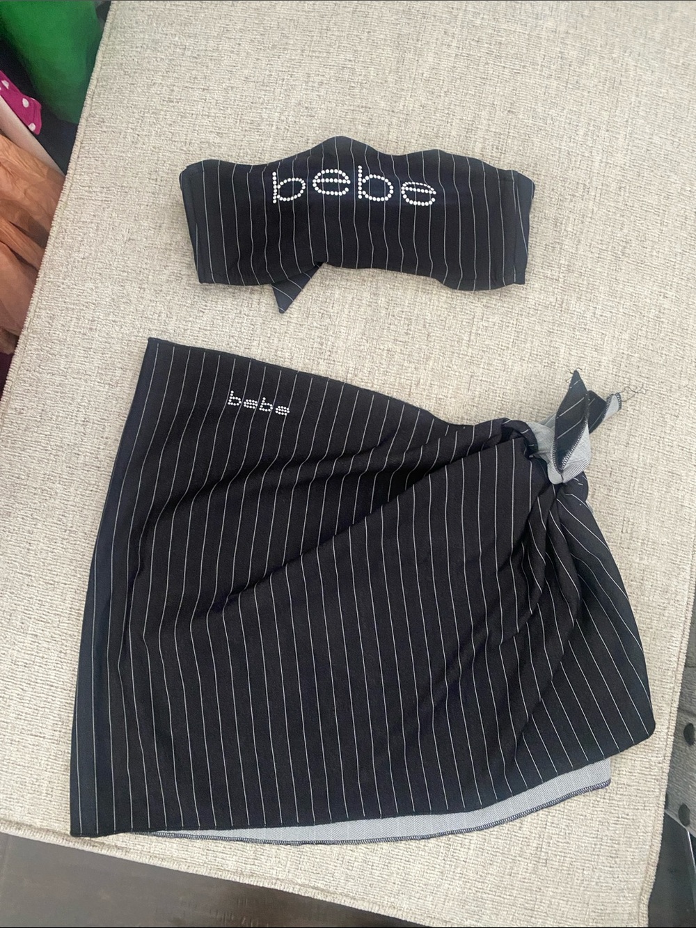 Vintage BEBE Pinstripe Bandeau Bkini Top and Wrap Skirt Set 🖤🤍